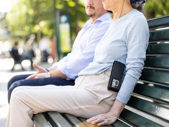 Parkinson in ederly patients - female in park 1